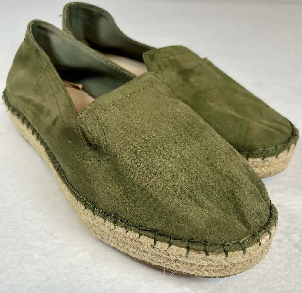 Gap Suede Espadrille Slip-On Flats in Olive Green
